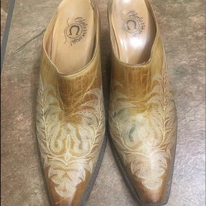 Charlie Horse brand, square toe western slip on,